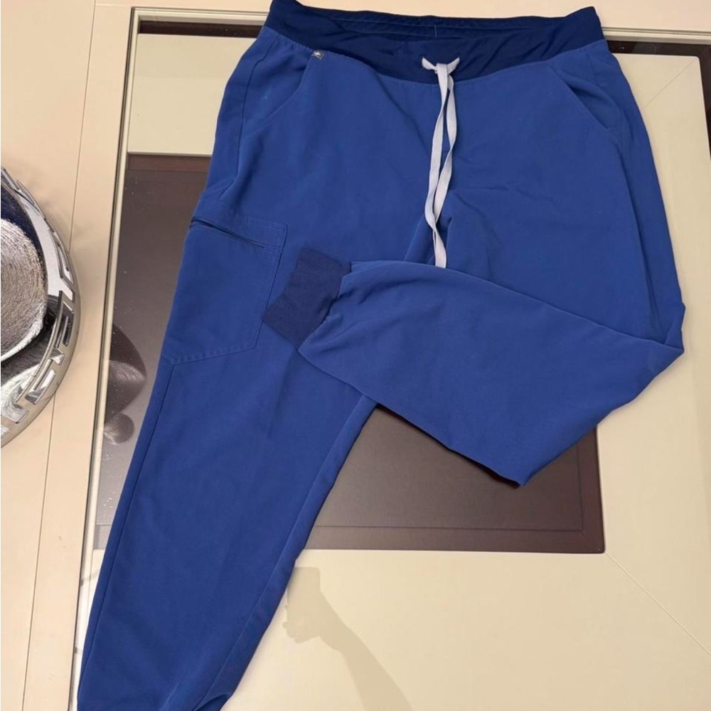 Figs Women’s Blue Scrub Jogger Pants